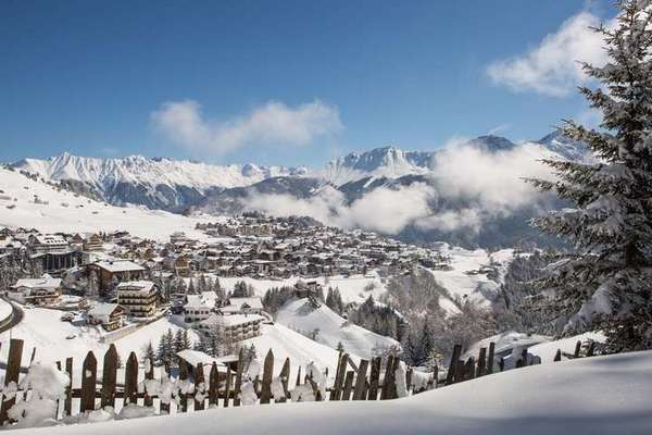 Австрия откроет горнолыжные курорты на Новый год и Рождество
