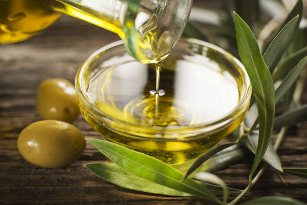 Очищающее средство с оливковым маслом для сухой кожи