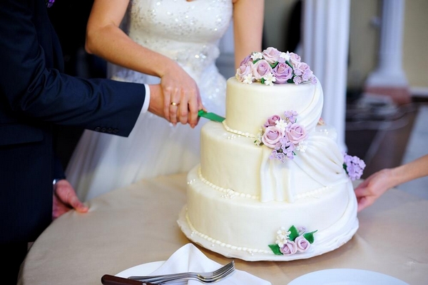 «Шоколадниця»: унікальні весільні торти на замовлення в Києві