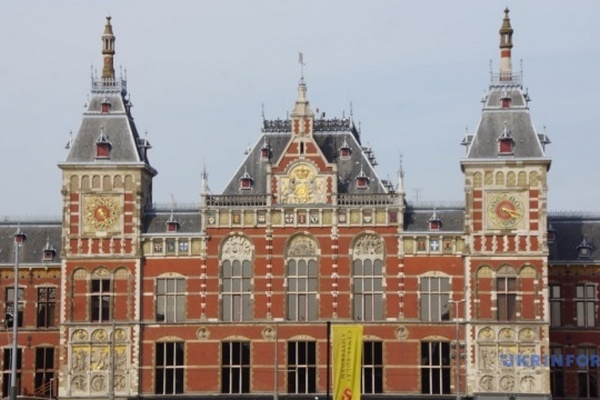 В Нидерландах будут штрафовать путешественников без теста или подтверждения