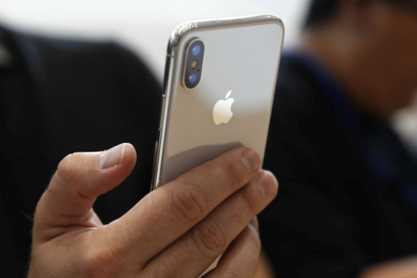 Apple будет сканировать фотогалереи владельцев iPhone