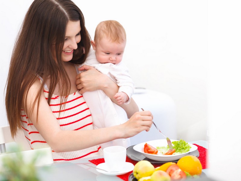 Как сохранить диету кормящей маме