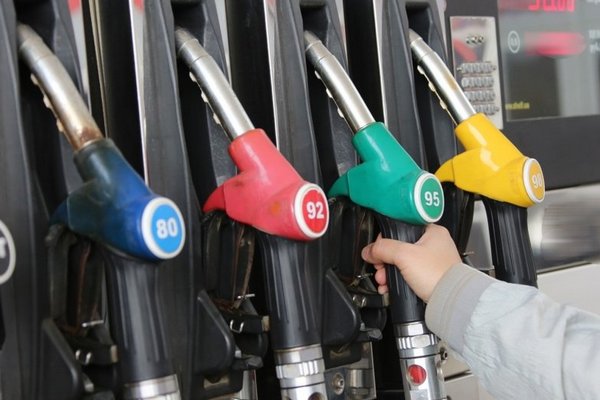 Сколько будет стоить топливо – эксперты дали прогноз по ценам на бензин, дизтопливо и автогаз