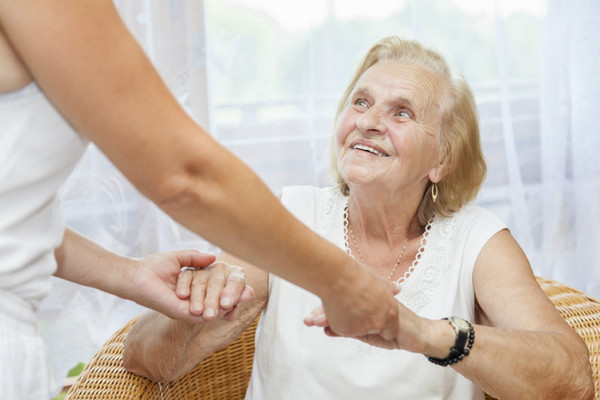 Реабилитация для пожилых людей после болезни