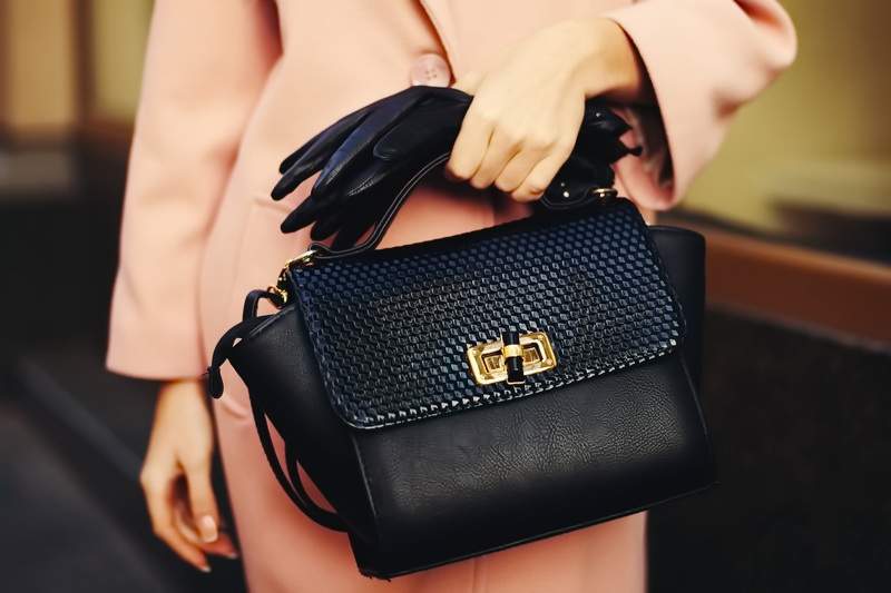 Кожаная сумка – незаменимый аксессуар в женском гардеробе