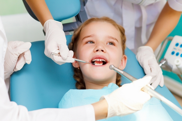 Семь поводов обратиться к детскому стоматологу
