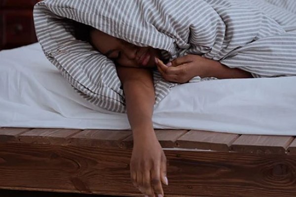 Как справиться с кошмарами во сне: эксперты дали полезные рекомендации