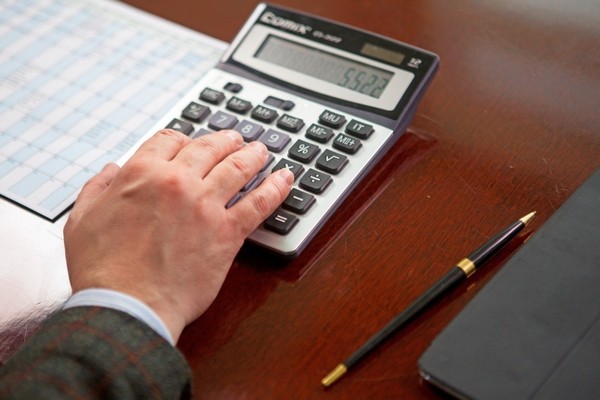 Как может помочь калькулятор налогового вычета по ипотеке при покупке квартиры?