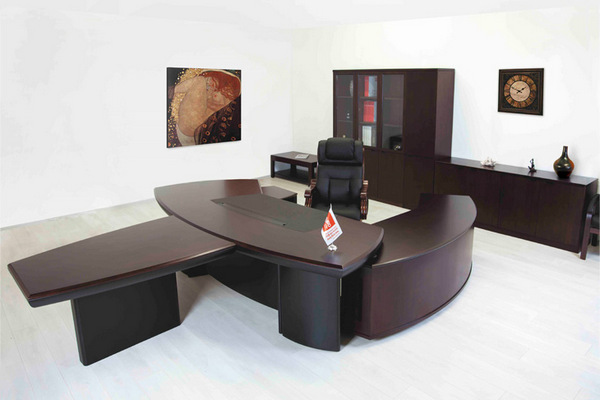 Почему стоит заказать офисный стол в интернет-магазине фабрики Gamma-Style