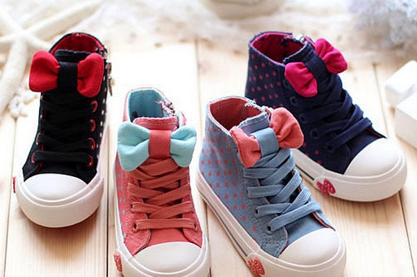 Стоит ли покупать через интернет-магазин детскую обувь?