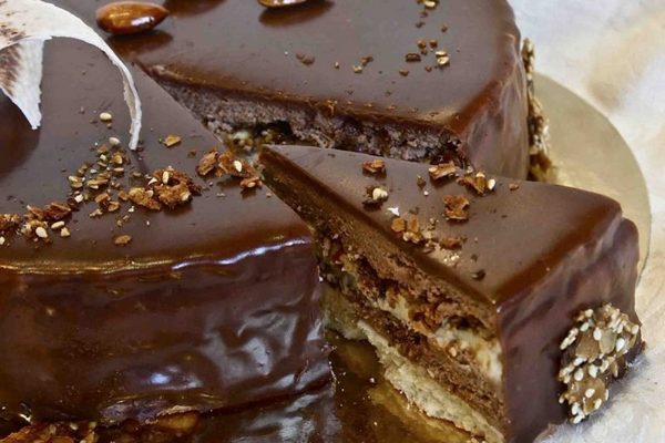 Торт «Шоколадный грильяж»