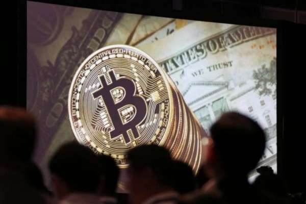 Криптовалюта Bitcoin взлетела до трехлетнего максимума