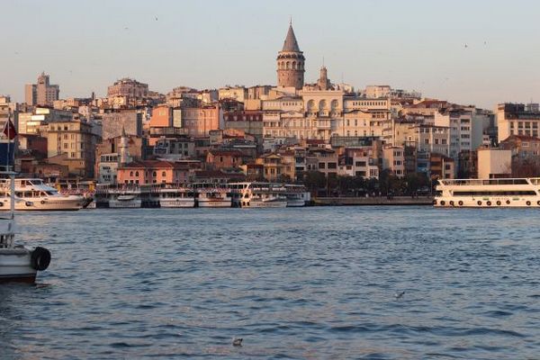 Туристам в Турции запретили посещать центры городов в Новый год