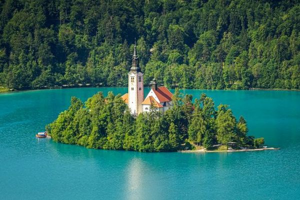 Куда едут на отдых в Словению?