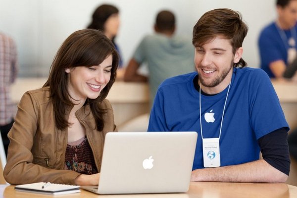 Бонусы до $180 000: Apple пытается удержать лучших инженеров от перехода в компанию Meta