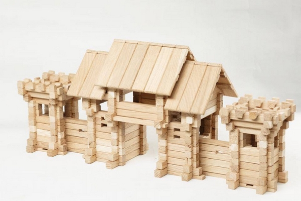 Причины популярности деревянных детских конструкторов