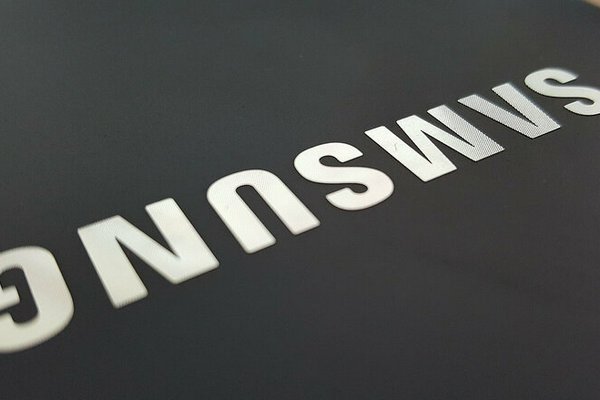 Выход нового флагмана Samsung задержится