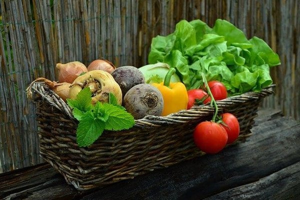 Диетолог назвала овощ, улучшающий пищеварение