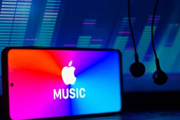 В Apple Music появилась функция караоке