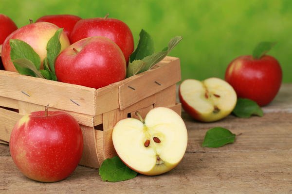 Несколько шагов, как сохранить яблоки к следующему сезону