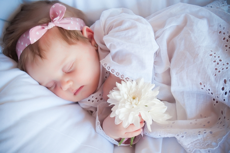 Каковы идеальные условия для сна новорожденного?