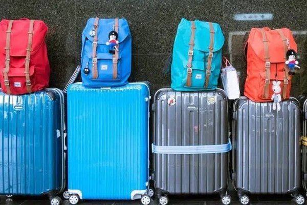 Турист со стажем поделился 7 лайфхаками, которые пригодятся в путешествиях