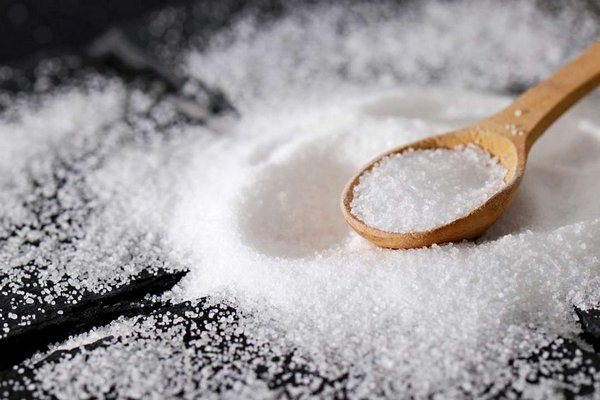 Добавление соли в пищу может повысить риск заболеваний почек на 11%.