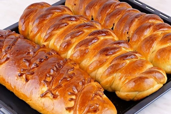 Шикарное дрожжевое тесто для рулетов, пирожков и пирогов: вкуснее и воздушнее просто не бывает
