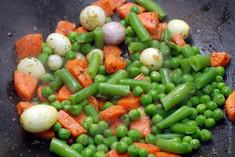 Как правильно готовить зеленые овощи и травы