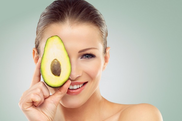 5 кухонных секретов красоты: Натуральные продукты, которые увлажнят кожу лучше любого крема