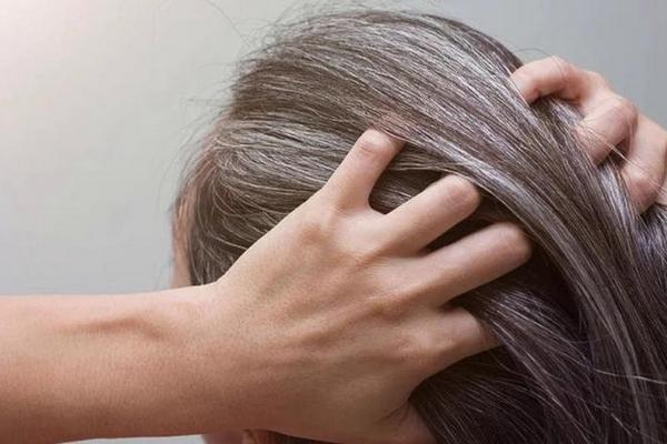 Ранняя седина как сигнал: Почему проблемы со щитовидной железой влияют на цвет волос