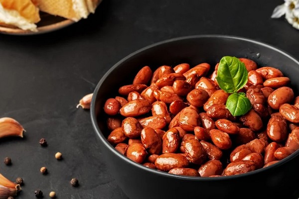 3 секрета шеф-повара: как сократить время варки фасоли вдвое, не используя соду