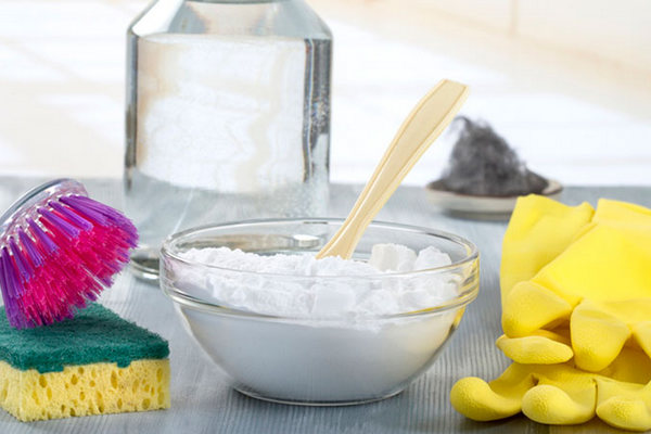 Как почистить диван за 4 шага: Универсальная инструкция с содой и уксусом для свежести и чистоты