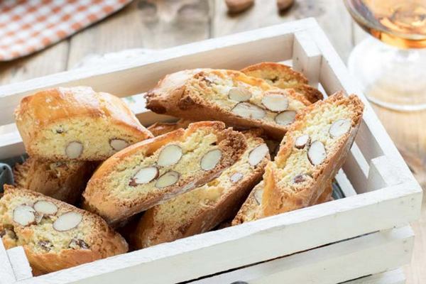 Кантуччини по-тоскански: классический рецепт знаменитого итальянского печенья