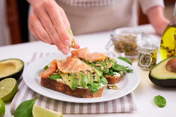 Белковый завтрак без яиц: лучшие идеи для бодрого утра