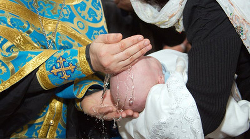 Как проходит обряд крещения