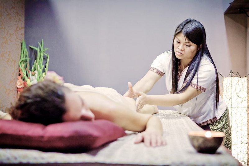 Курсы массажа: тайский антицеллюлитный слим-массаж и его особенности