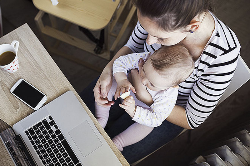 Чем занять ребенка на работе в офисе — лучшие советы