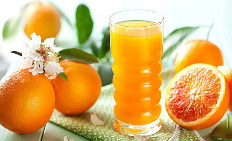 Апельсиновый сок защищает кожу