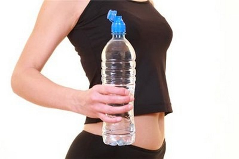Сколько пить воды, чтобы похудеть?