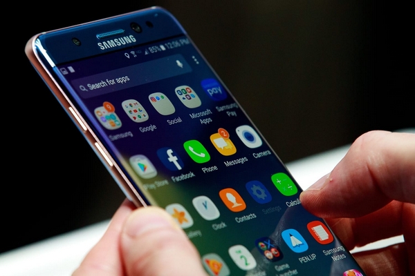 Мобильные телефоны Samsung: особенности выбора