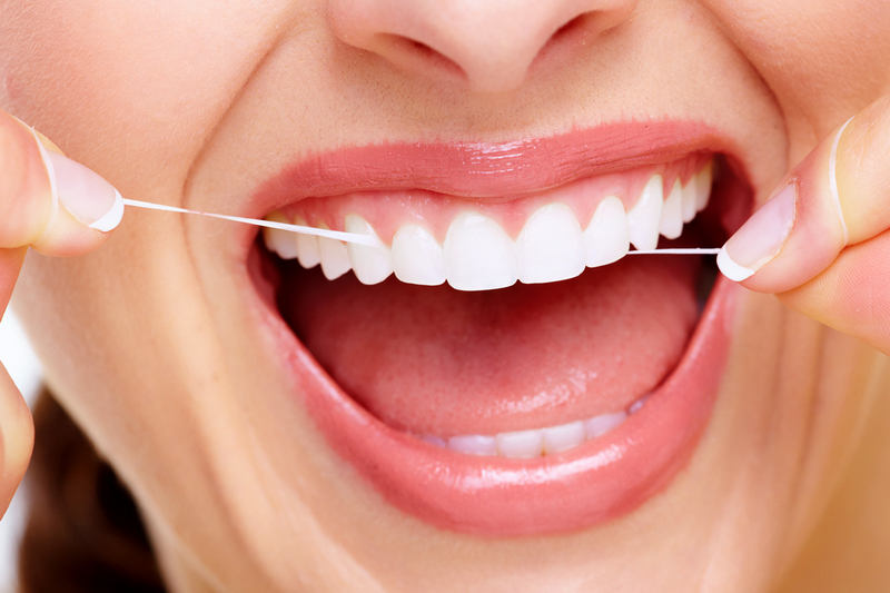 Как выбирать зубную нить (флосс)