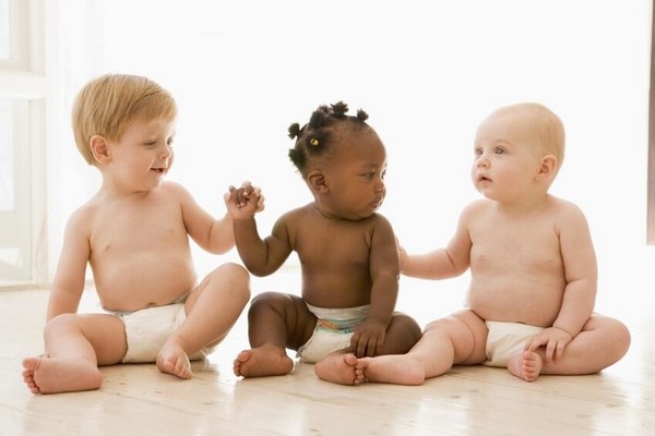 Почему от рождения у людей бывает кожа разного цвета?