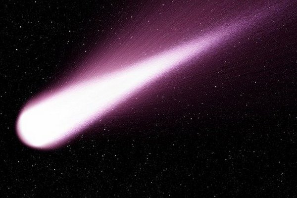 Возле Земли пролетит комета Леонарда, которую можно будет увидеть в бинокль