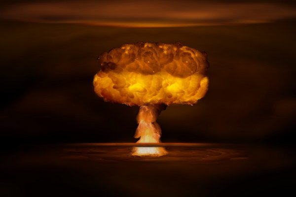 Угроза ядерного удара: 8 советов психолога, как справиться с тревогой и страхом