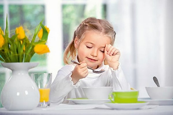 Пищевое отравление у ребенка: методы лечения