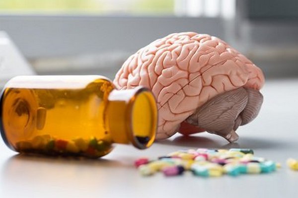 Как использовать правильно витамины для мозга?