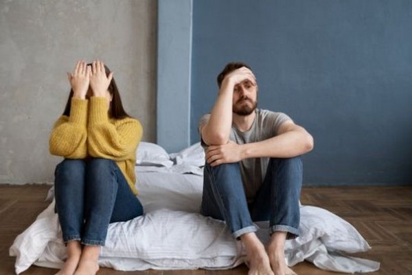 Психолог назвала 10 признаков того, что отношения переживают кризис
