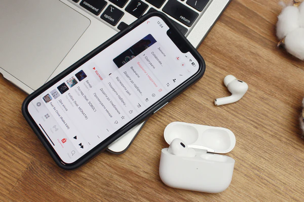 Честность в плейлисте: новые метки прозрачности в Apple Musi...